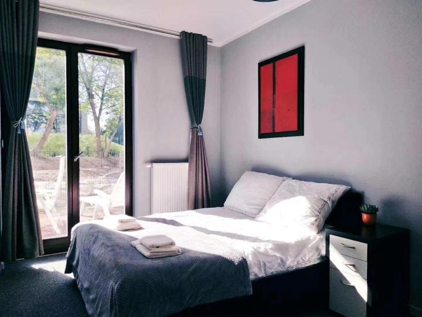 Airport Comfy Guest Homestay Warsaw