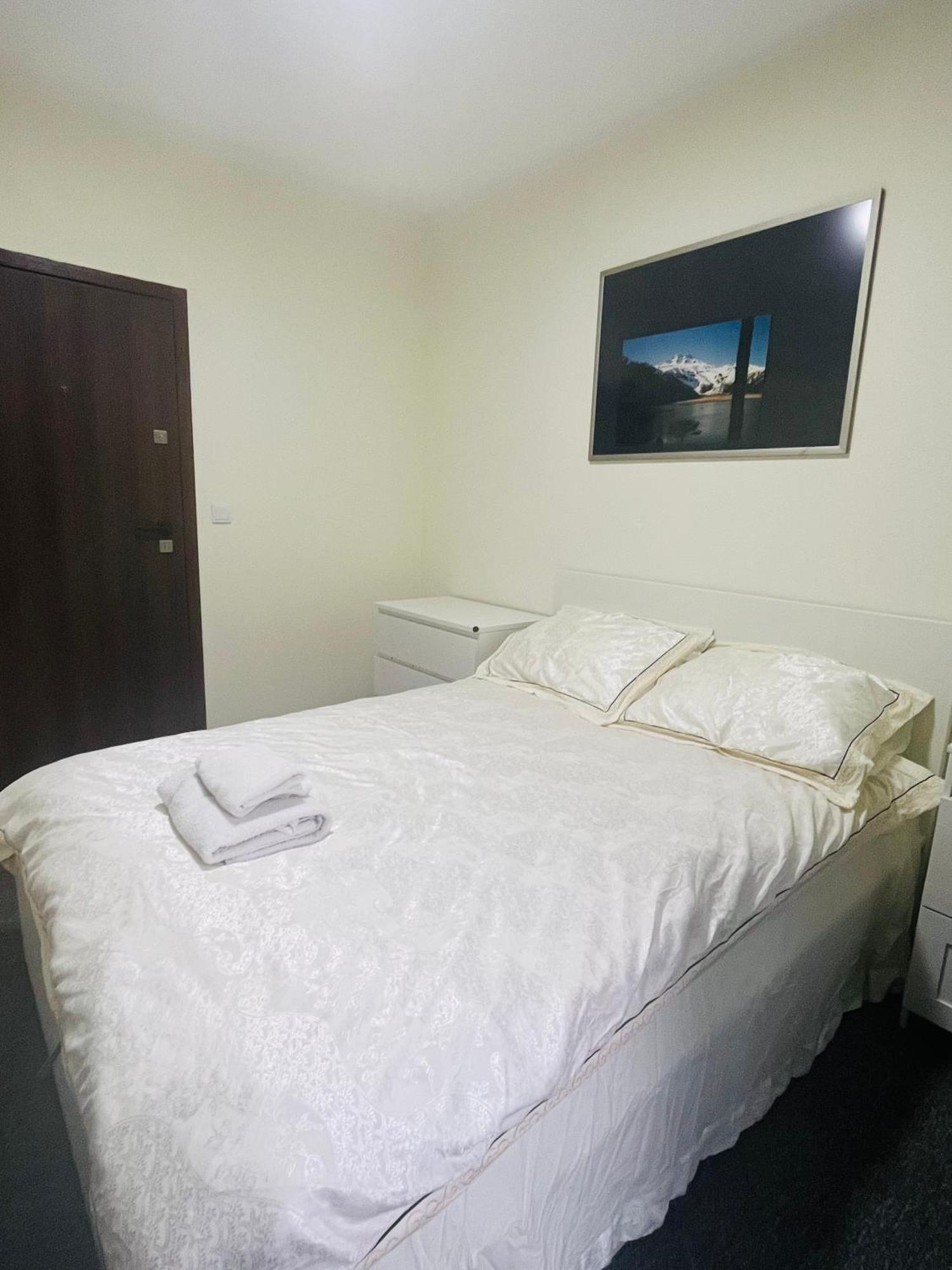 Homestay Airport Comfy Guest *